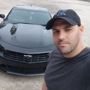 Meet your Posher, Marlon